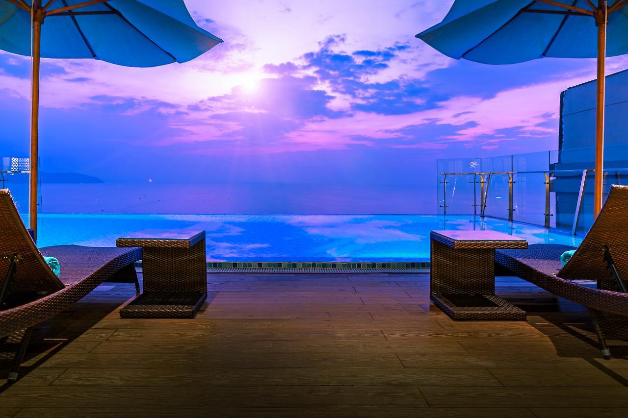 Maximilan Danang Beach Hotel Exteriér fotografie