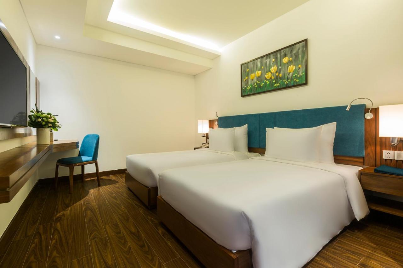 Maximilan Danang Beach Hotel Exteriér fotografie