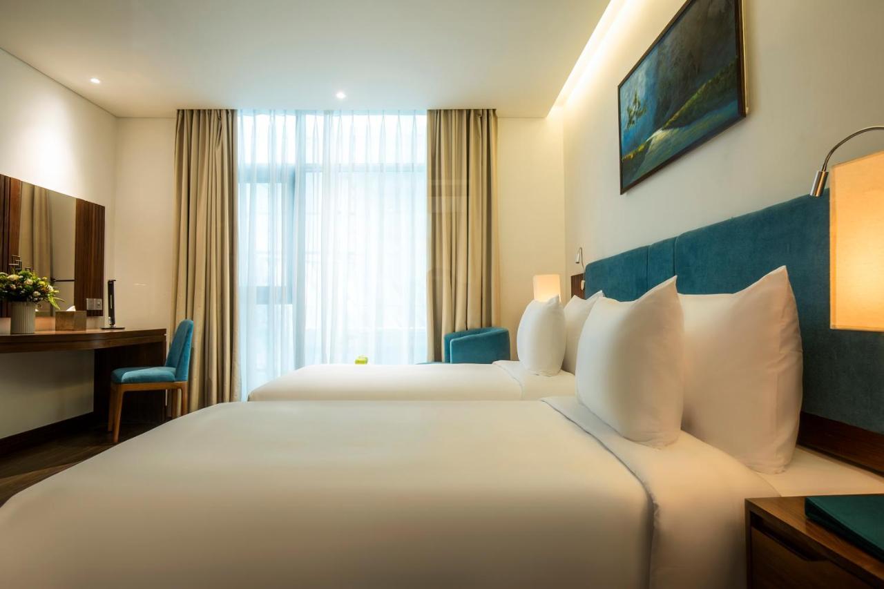 Maximilan Danang Beach Hotel Exteriér fotografie
