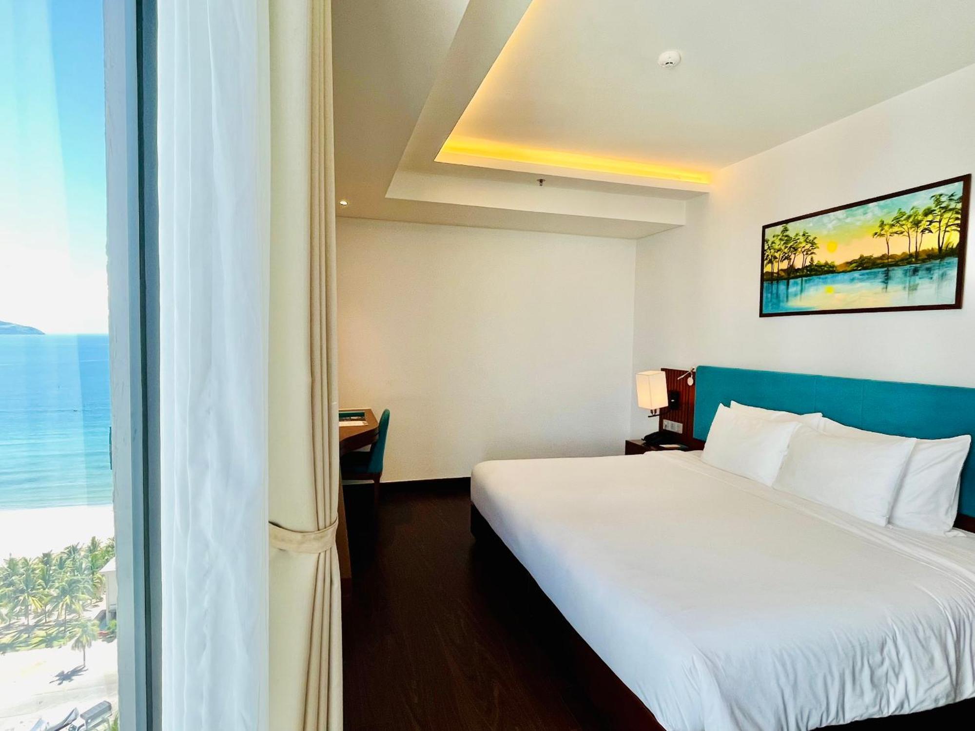Maximilan Danang Beach Hotel Exteriér fotografie